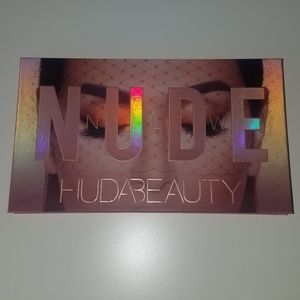 Huda Beauty The Nude Eyeshadow Palette